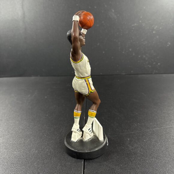 Karl Malone #32 Figure World Sports NBA Utah Jazz 9" - Picture 3 of 6